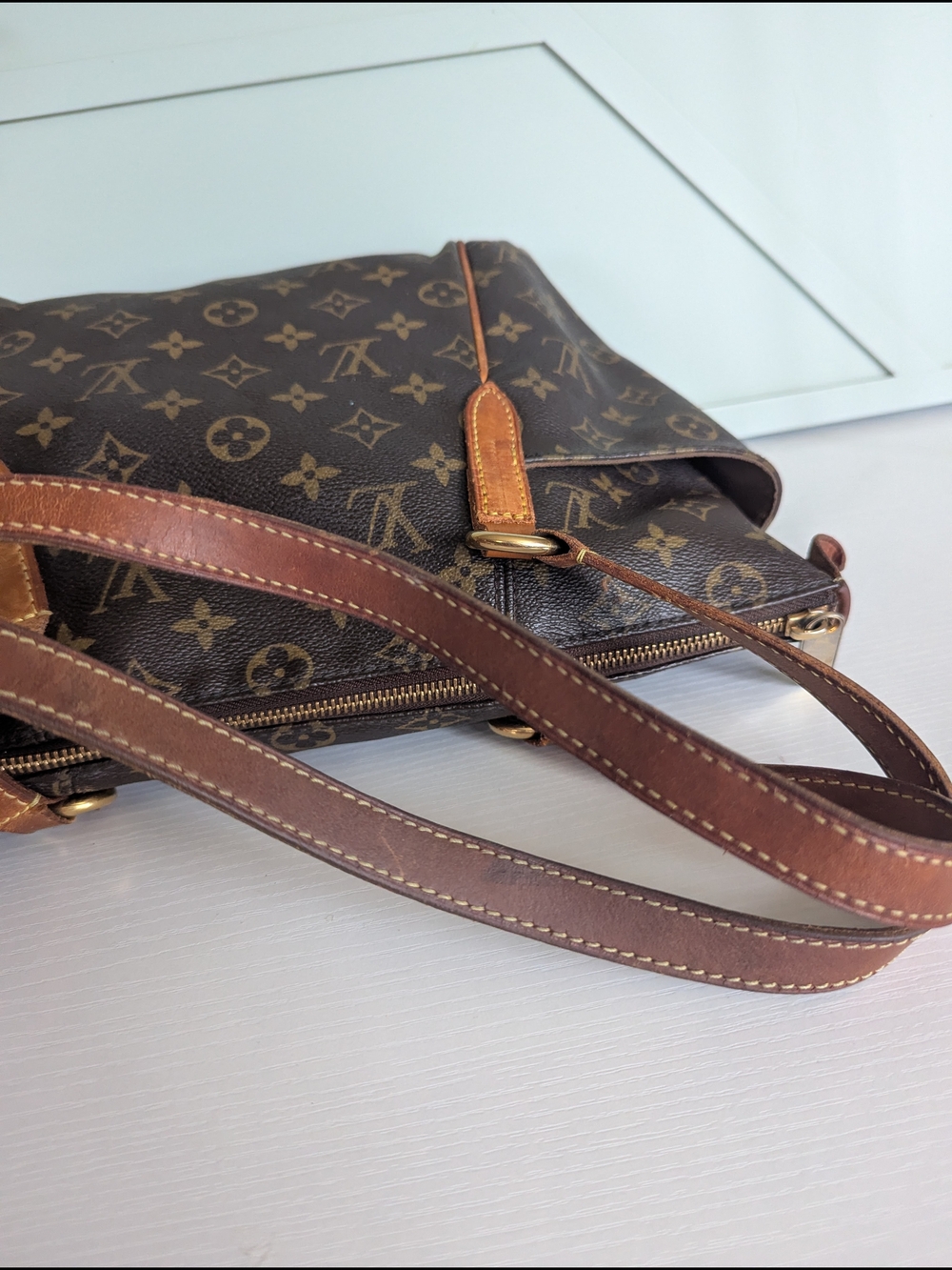 Louis Vuitton Totally PM. Monogram Tote Bag - Picture 12 of 16